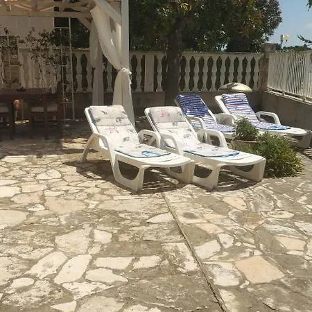 Diklo Robert & Renata بيت ضيافة 3*