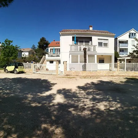 Casa de hóspedes Diklo Robert & Renata Zadar