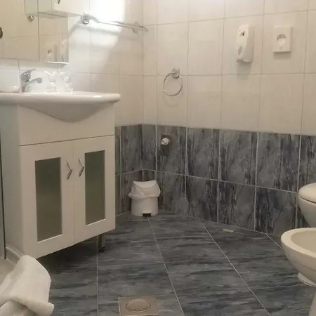 Diklo Robert & Renata Casa de hóspedes