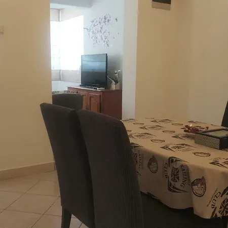 Diklo Robert & Renata 3*