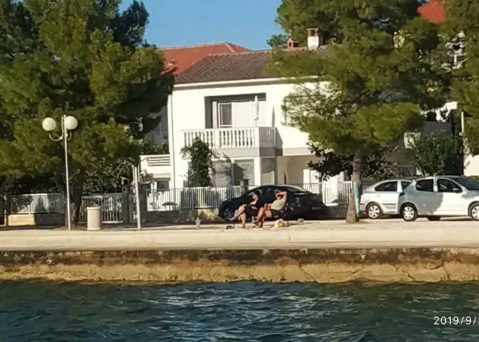 Diklo Robert & Renata Гостевой дом Задар